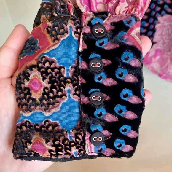 NEW Johnny Was Yrene Burnout Blouse Alvarado w/ Tank Top Velvet Silk Black Sz S - Picture 8 of 16